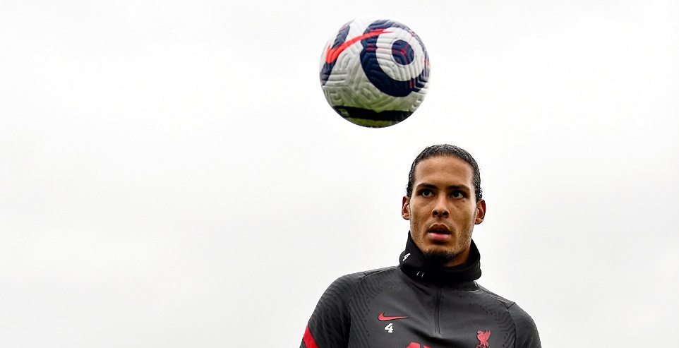 Ван Дайк се завърна на тренировъчното игрище