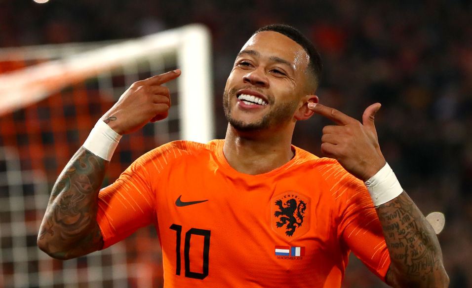 Депай отърва “лалетата” от загуба срещу Шотландия