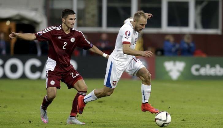 Левски взима латвийски централен защитник без пари? width=