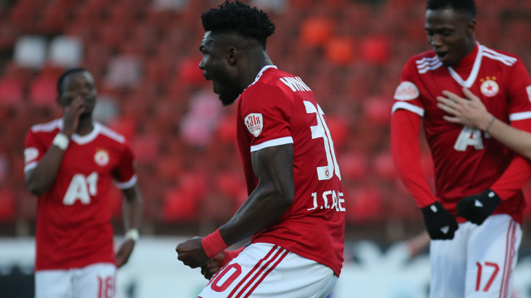 Кайседо се нагърбва с дузпите в ЦСКА