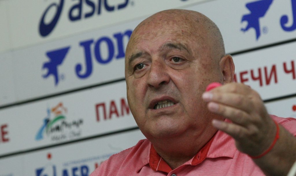 Стефанов: Отбор нямат в Бургас, тръгнали да взимат властта в БФС