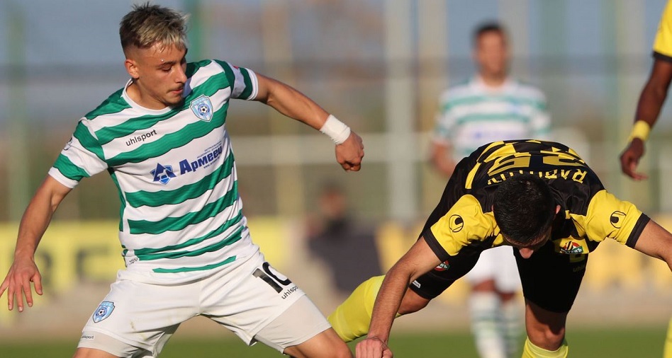 Съставите на Черно море и Ботев Пловдив за двубоя на “Тича”