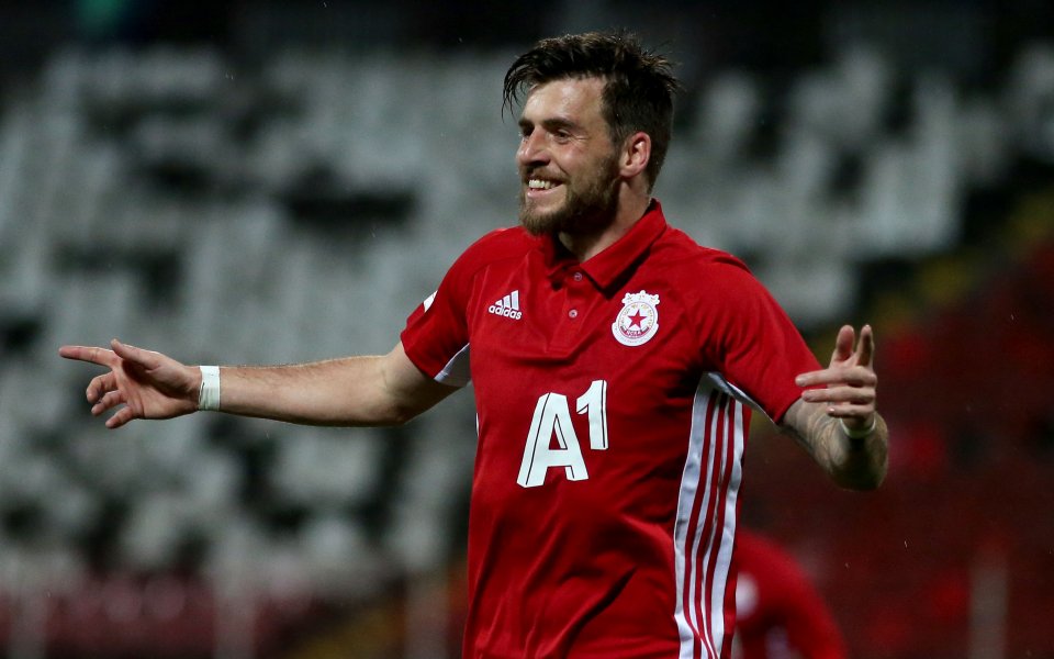 Основен футболист на ЦСКА остава в клуба за следващия сезон