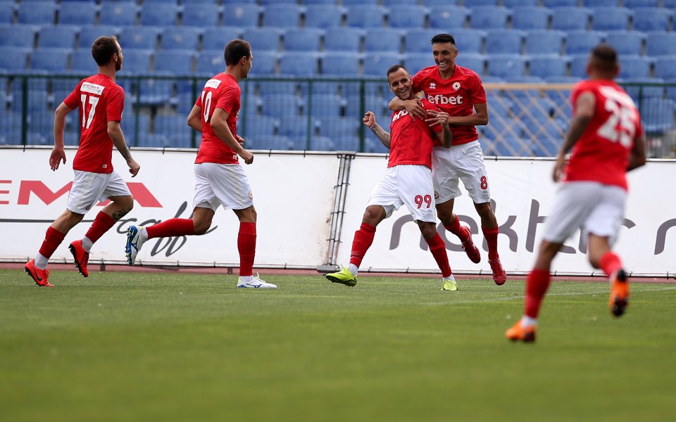 Официално: Сложиха край на Втора лига, два отбора с името ЦСКА в елита