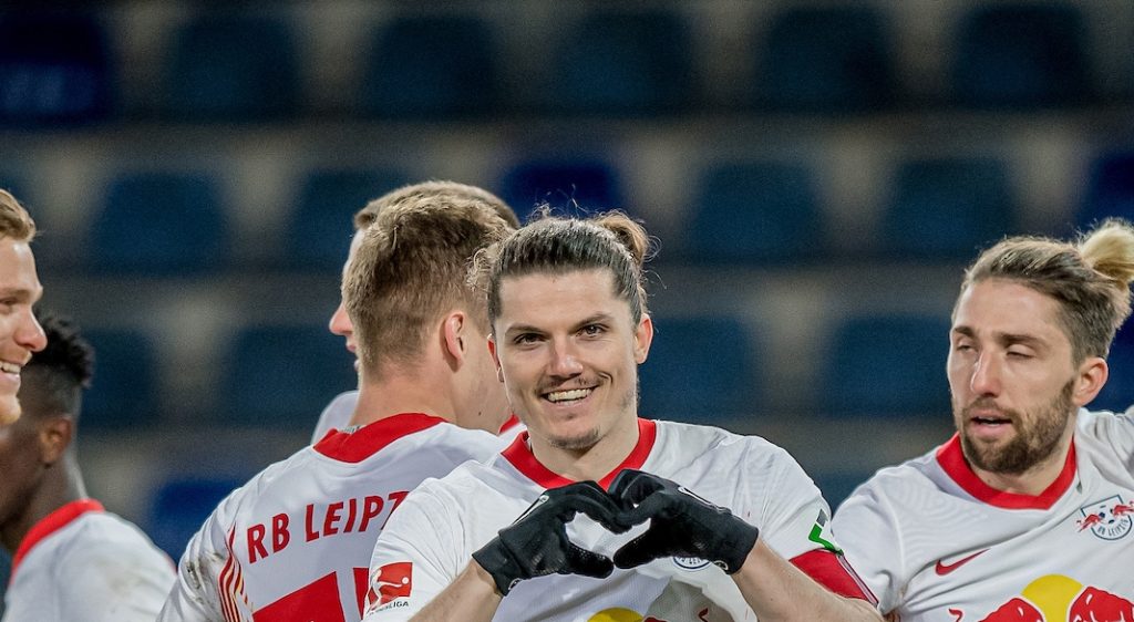 Лайпциг се доближи на точка от Байерн след пестелива победа