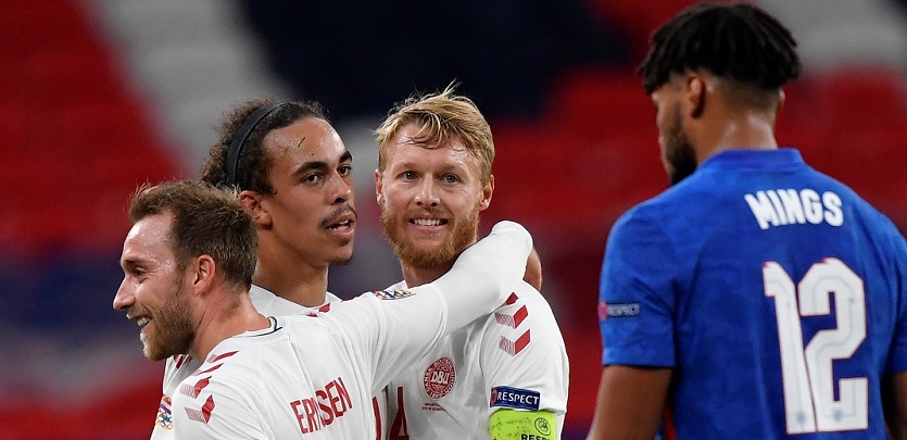 Англия се провали срещу Дания на „Уембли“ width=