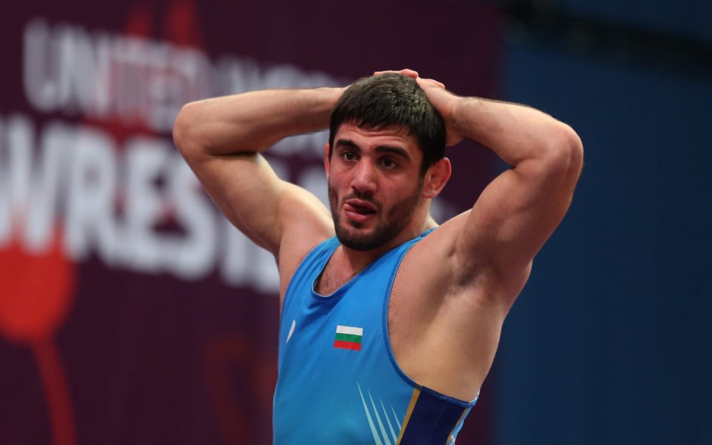 Скандално съдийство лиши Айк от олимпийска квота