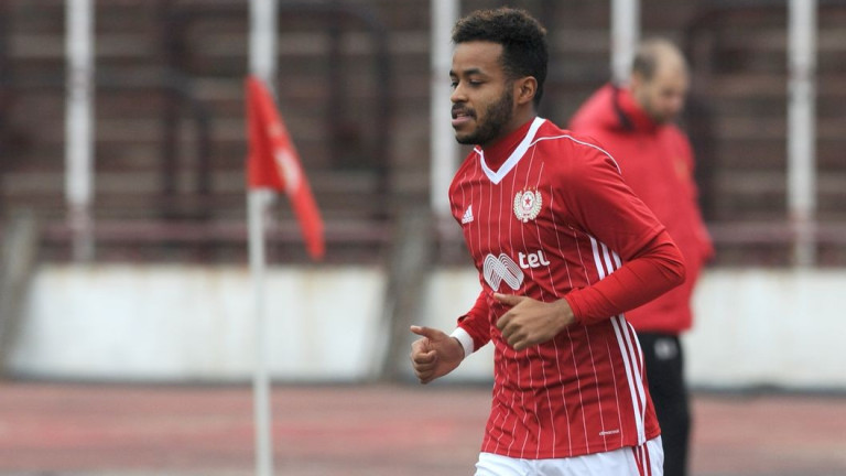 Нидерландец, минал през ЦСКА: “В България футболът е екстремен”