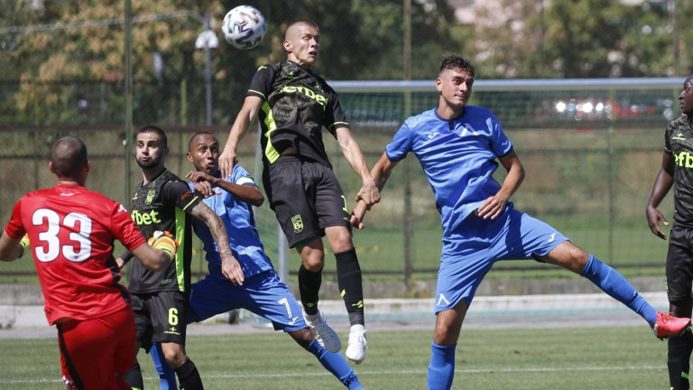 Син на шампион с ЦСКА остава в Левски width=