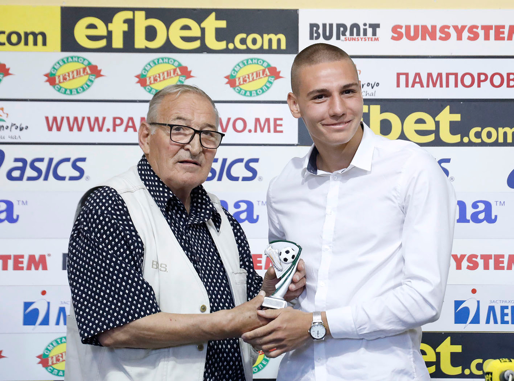 Антов пожела успех на Левски и обяви:“Време е да вземем титлата!“ width=