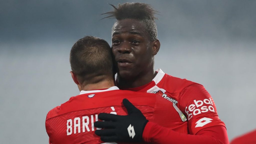 Балотели скочи на управляващите в Италия заради COVID мерките