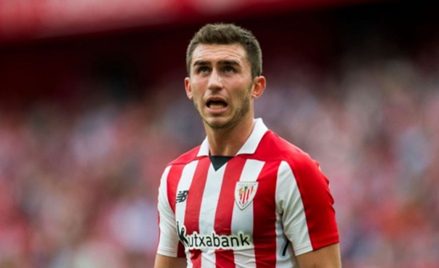 Барселона се интересува на от защитник на Манчестър Сити