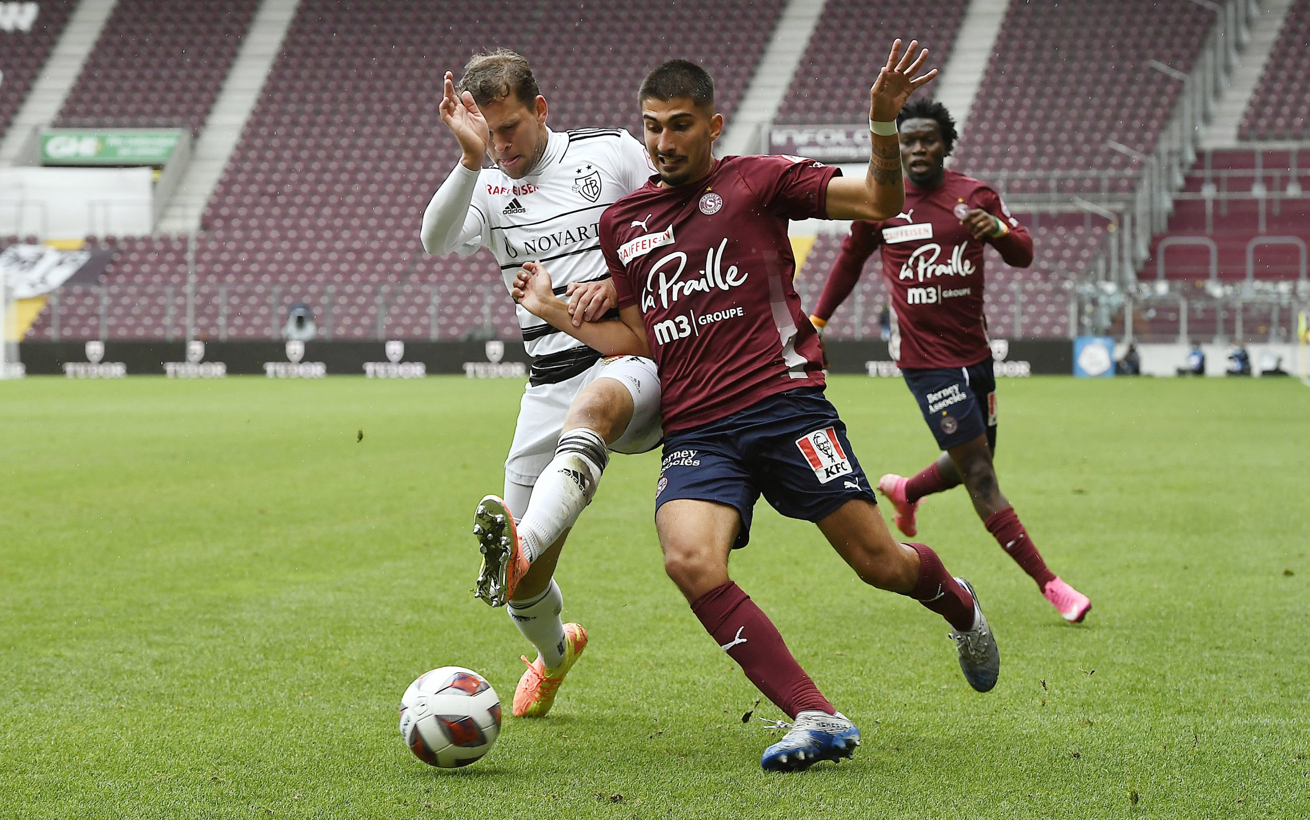 Швейцарски журналист: “Базел вече не е толкова страшен” width=