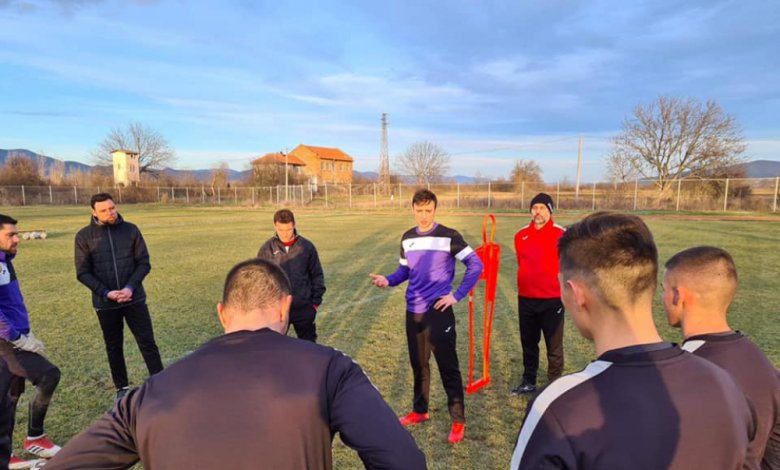 Бербатов се присъедини към лагера на Етър