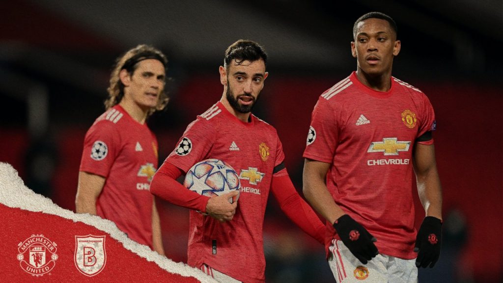 Юнайтед разгроми Истанбул, Фернандеш с два гола