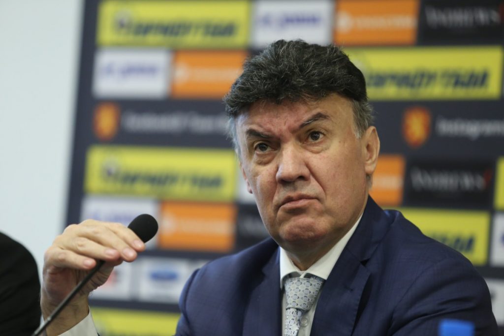 Боби Михайлов обмисля завръщане