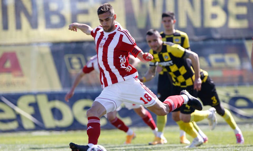 И ЦСКА 1948 изнесе урок на хленчещия Валентич