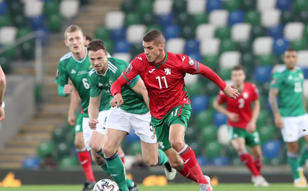 България удържа на натиска на Северна Ирландия и взе първа точка