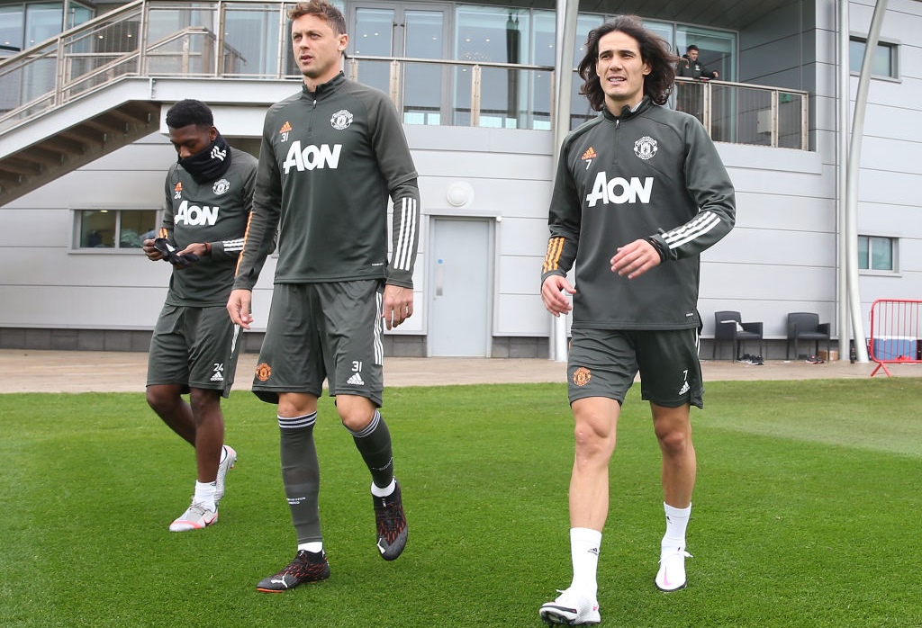 Кавани очаква дебюта си за Ман Юнайтед в дербито с Челси