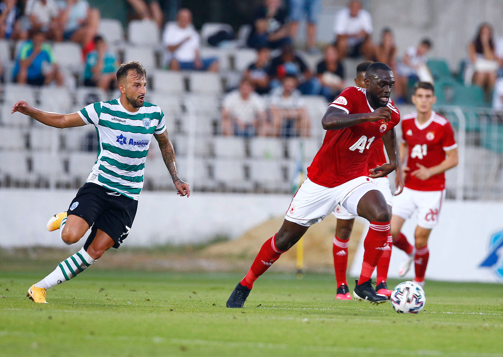 Драматично реми във Варна