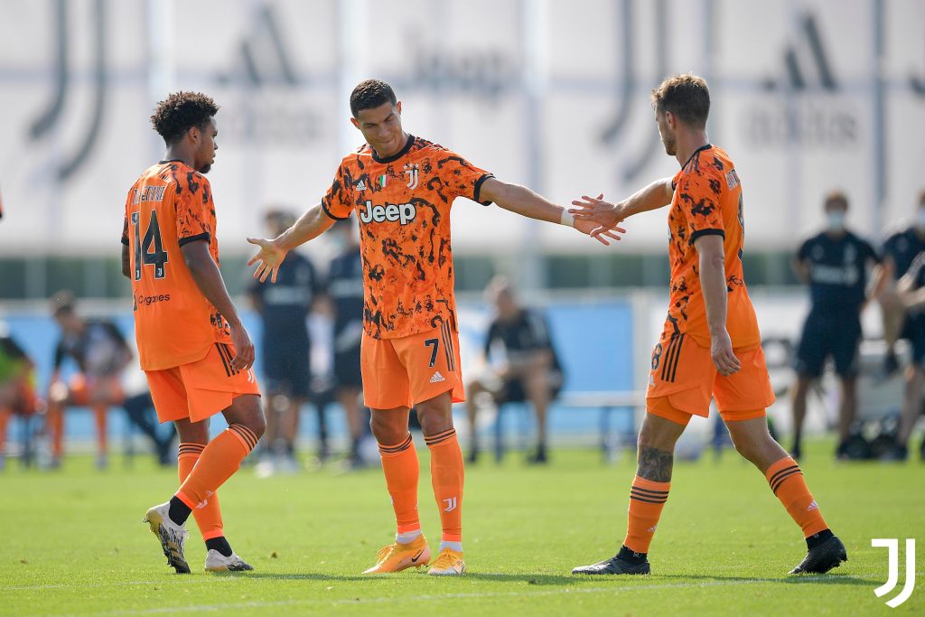 Роналдо откри головата сметка на Юве в ерата “Пирло” (видео)