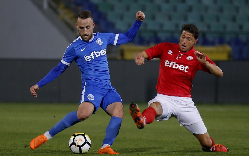 В отговор на “синия” десант ЦСКА 1948 покани всички свои бивши