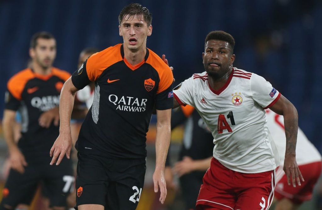 Стартовите състави на ЦСКА и Рома, 18-годишен варди за гостите