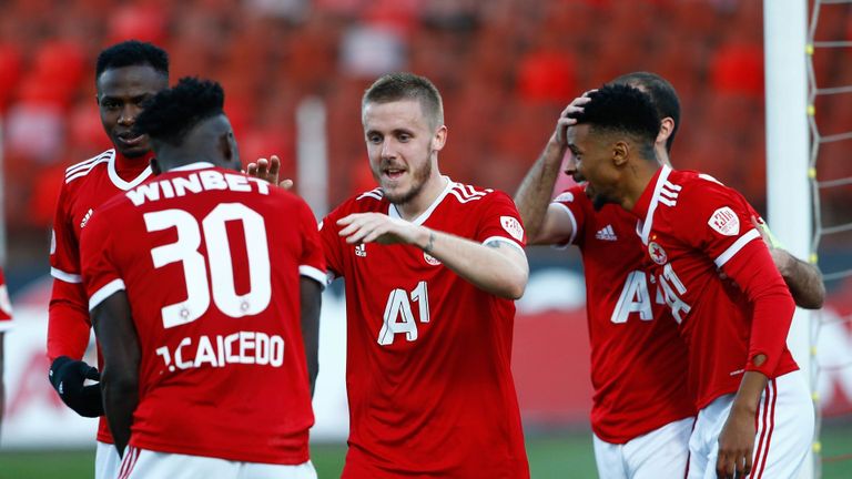 Каракачанов: Връщане на ЦСКА към МНО може да се обсъди