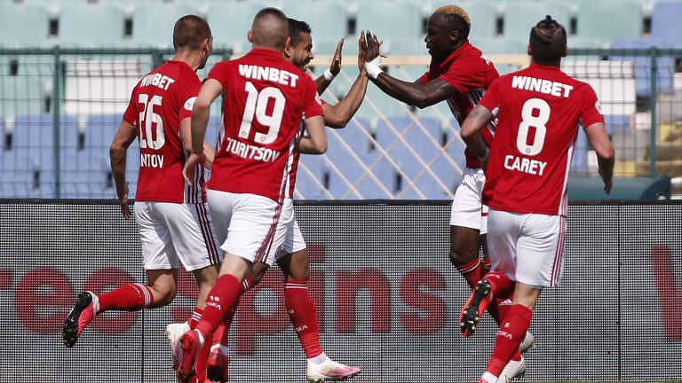 ЦСКА продължава със селекцията – взима нападател от топ 5 първенство width=