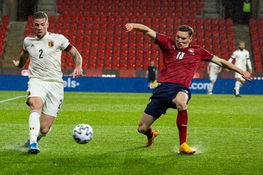 Гросмайсторско реми между Чехия и Белгия