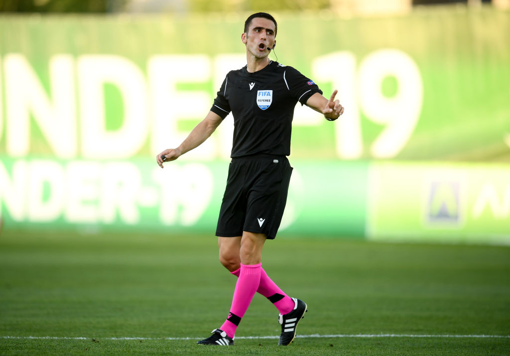 Рефер от Черна гора ще ръководи България – Швейцария