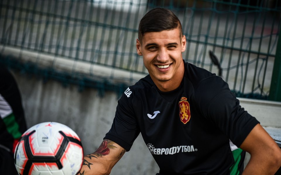 Десподов с положителна проба за COVID-19