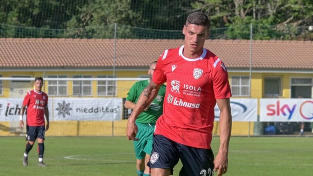 Sky Italia: Лудогорец иска Десподов