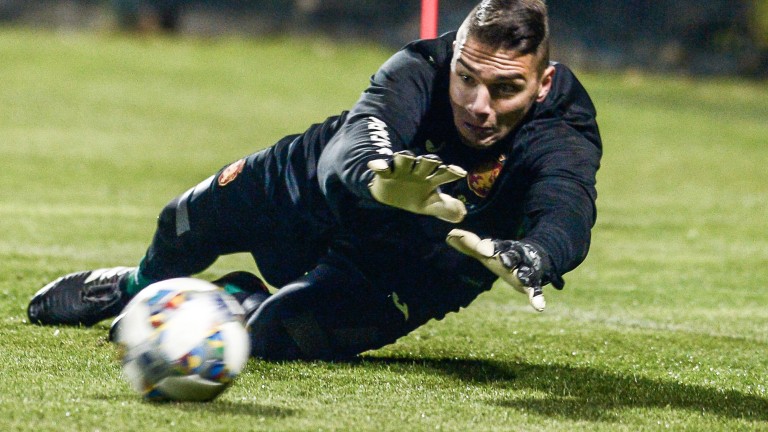 ЦСКА пътува за Швейцария без Митко Евтимов width=