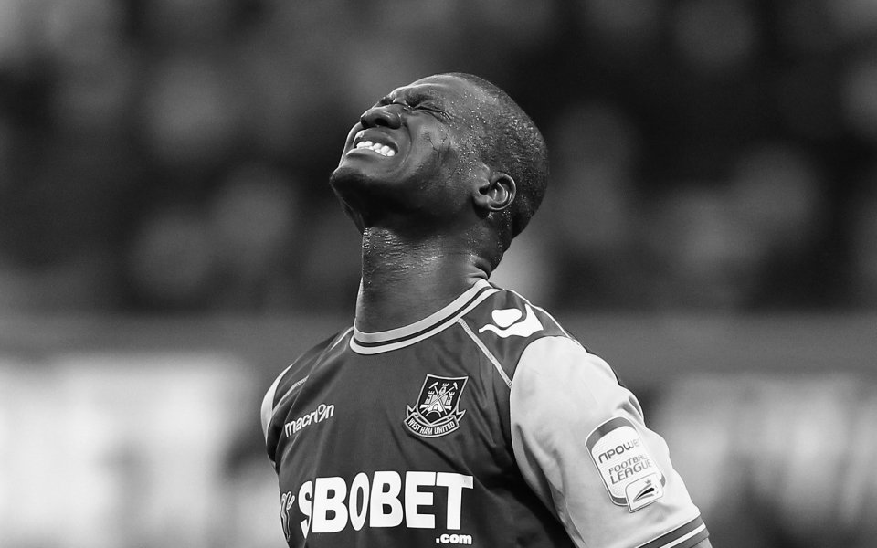 Папа Буба Диоп почина на 42