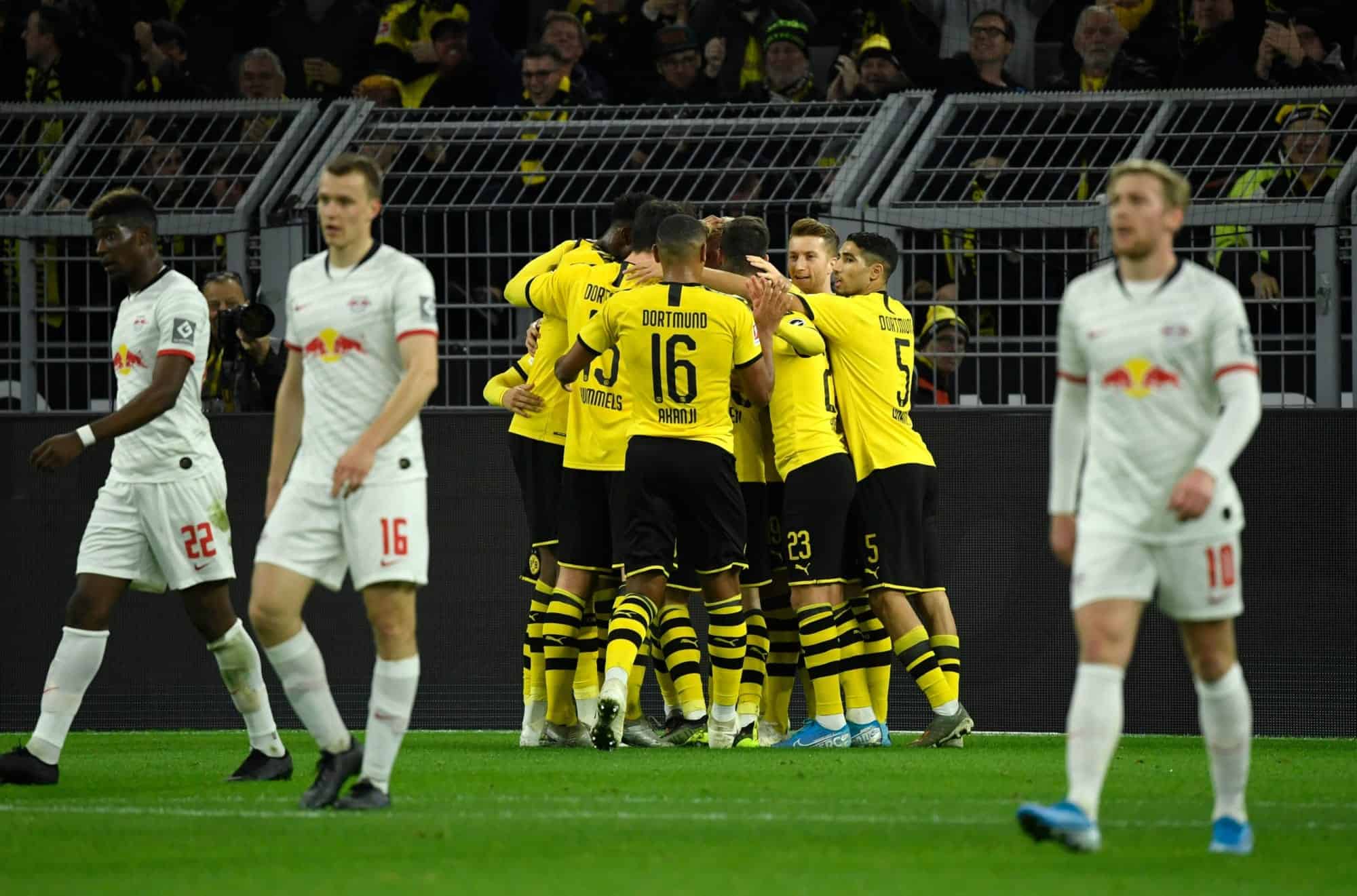 Холанд донесе среброто на Борусия Дортмунд в Бундеслигата width=