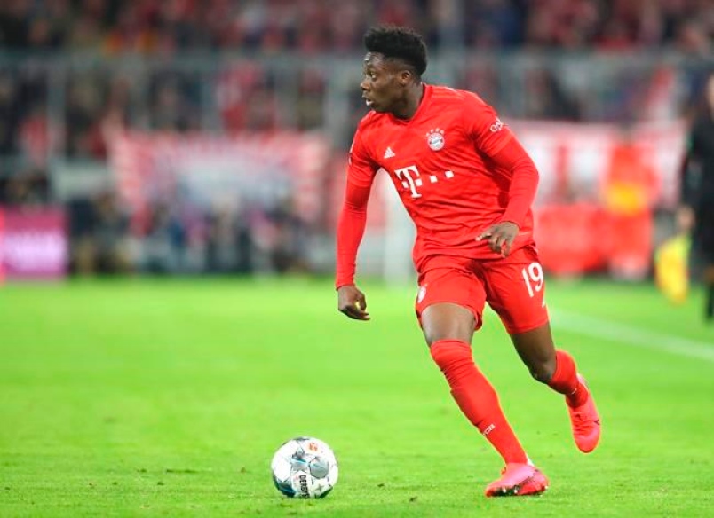 Алфонсо Дейвис се нареди до най-бързите играчи в световния футбол