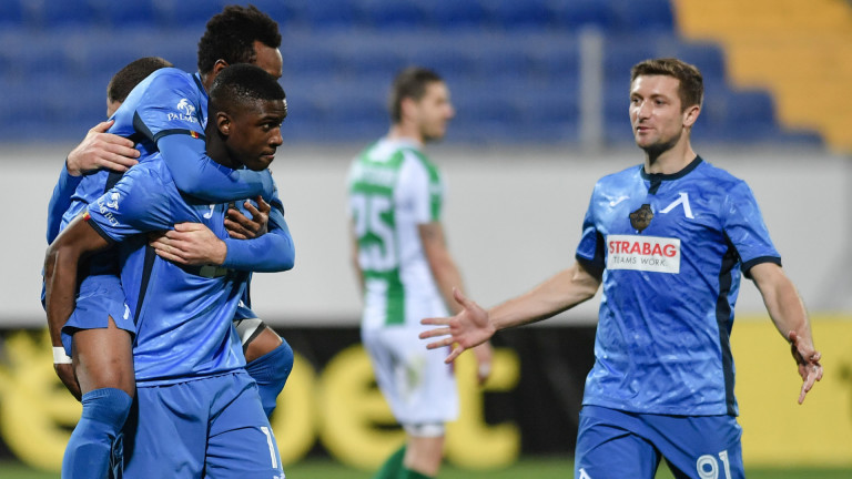 Михайлович и Бари също напускат Левски