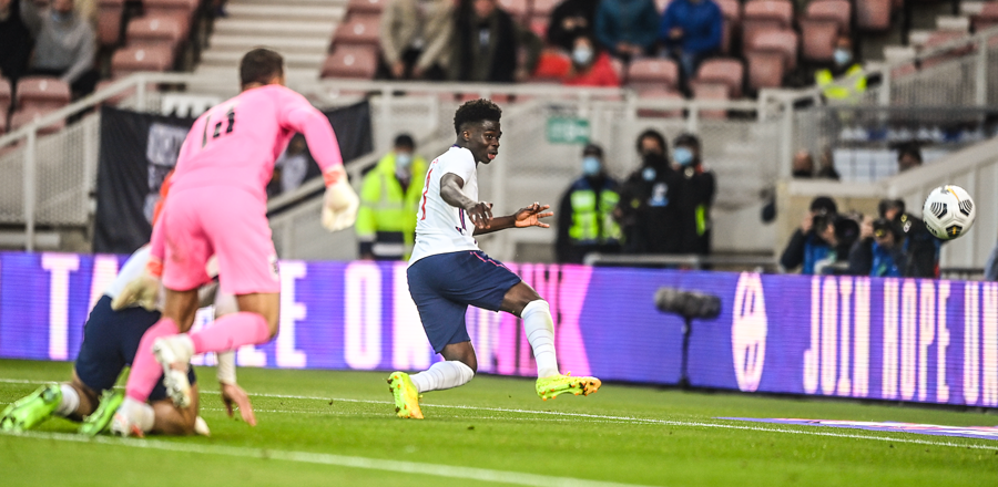 Дебютен гол донесе победата за вяла Англия срещу Австрия width=