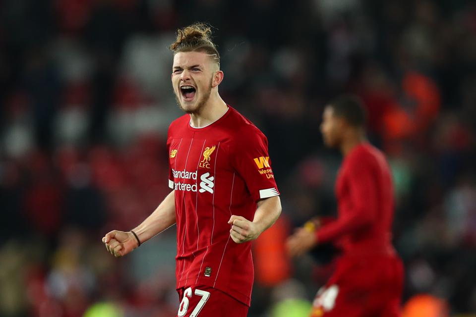 Елиът в състава на Ливърпул за Шампионската лига