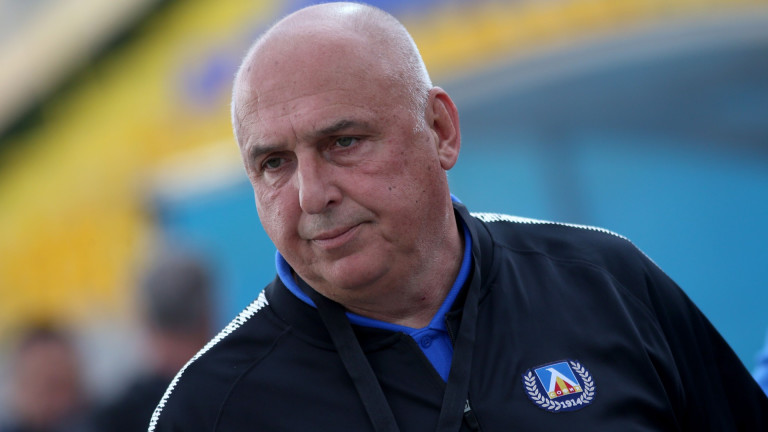 Новият треньор на Левски: Положението е по-тежко от миналата година width=