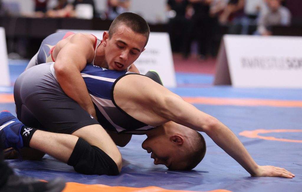 Сребро и бронз за България, Ердал Галип ще се бори за титлата