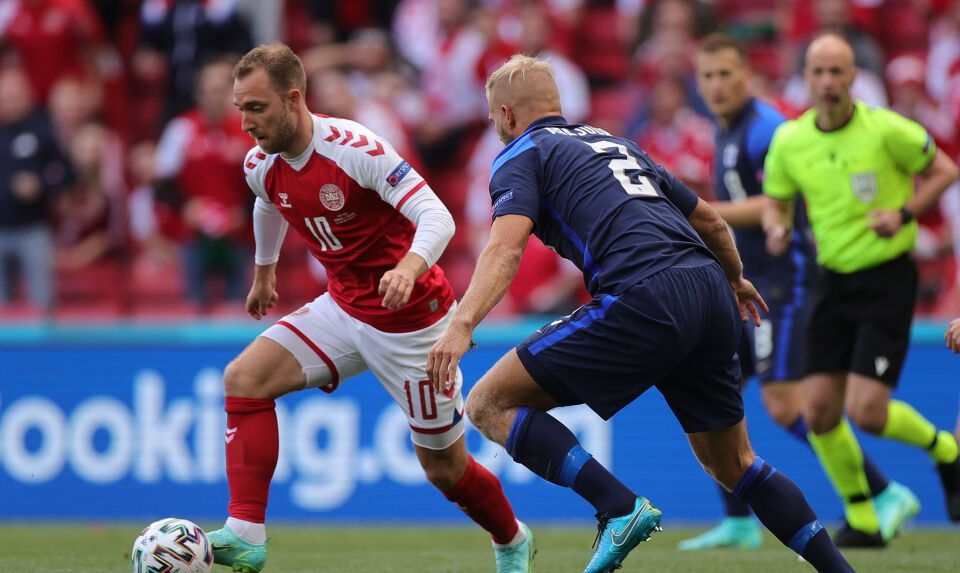 Ериксен говорил от болницата със съотборниците си