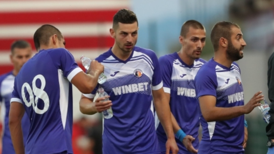 Етър започва подготвителен лагер в Ягода