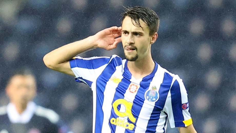 Ливърпул е в контакт с агента на португалски вундеркинд