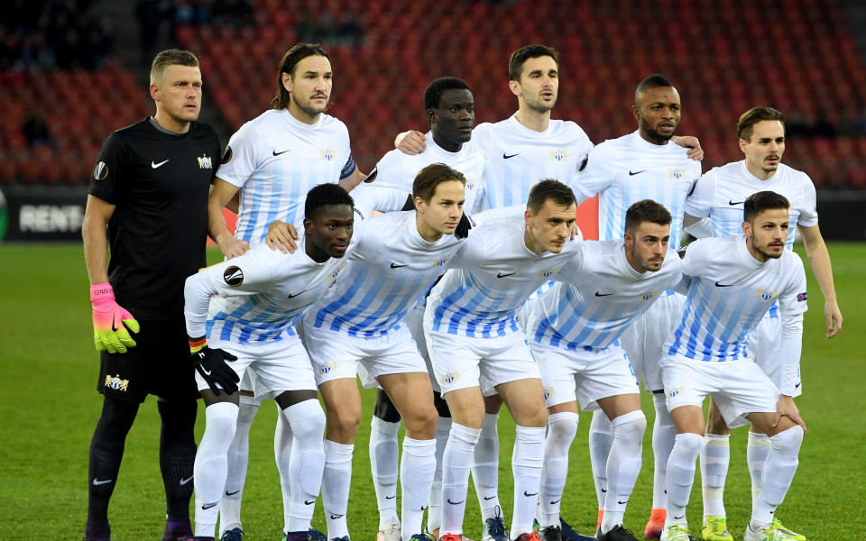 COVID-19 плъзна във ФК Цюрих, отложиха мачове на отбора