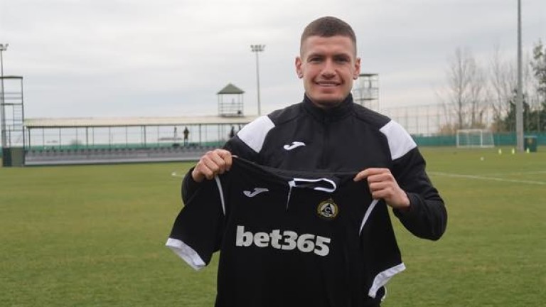 Нови случаи на коронавирус в Славия