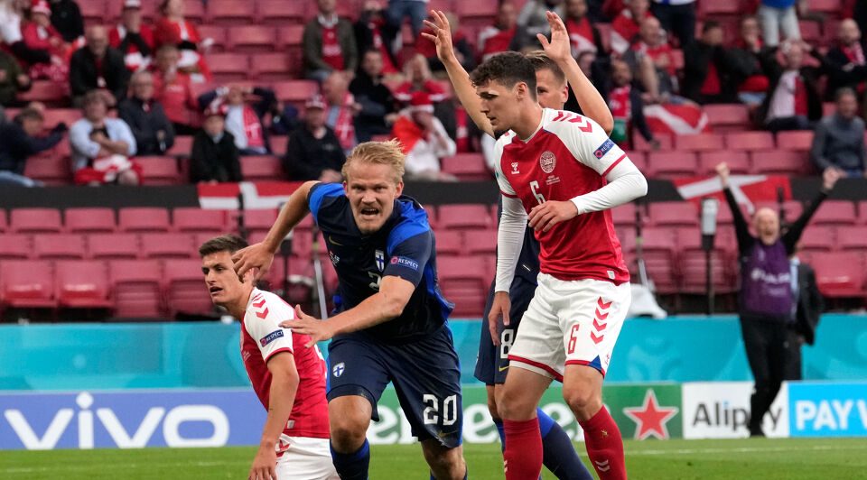 Дебют с победа за Финландия в незабравим футболен ден