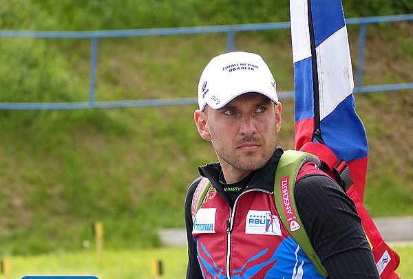 Гараничев и Бабиков с победи в контролните състезания width=