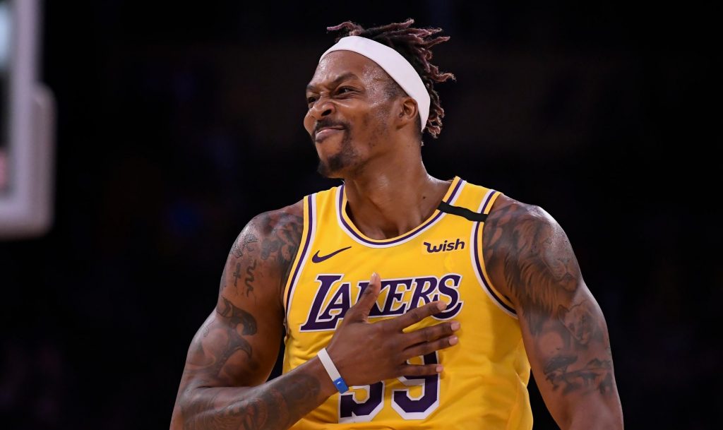 Проблеми за олимпийски шампион заради… огромния му питон